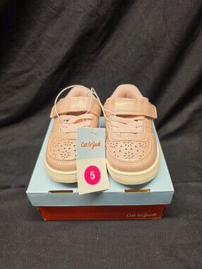 Cat & Jack Jad Sneakers Girls Kids Size 5&6 Pink Blush Floral Detail NWT w/ Box